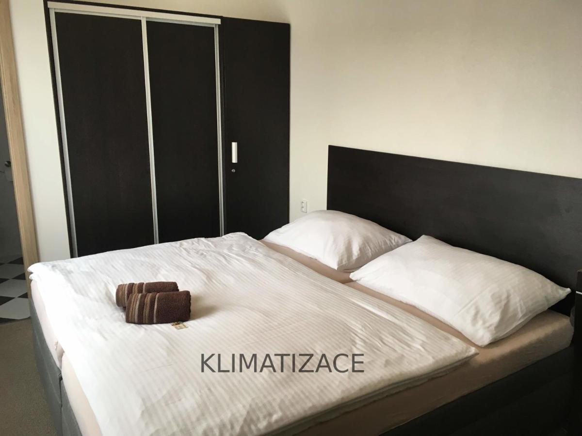 Hotel Jordánek Opočno Esterno foto