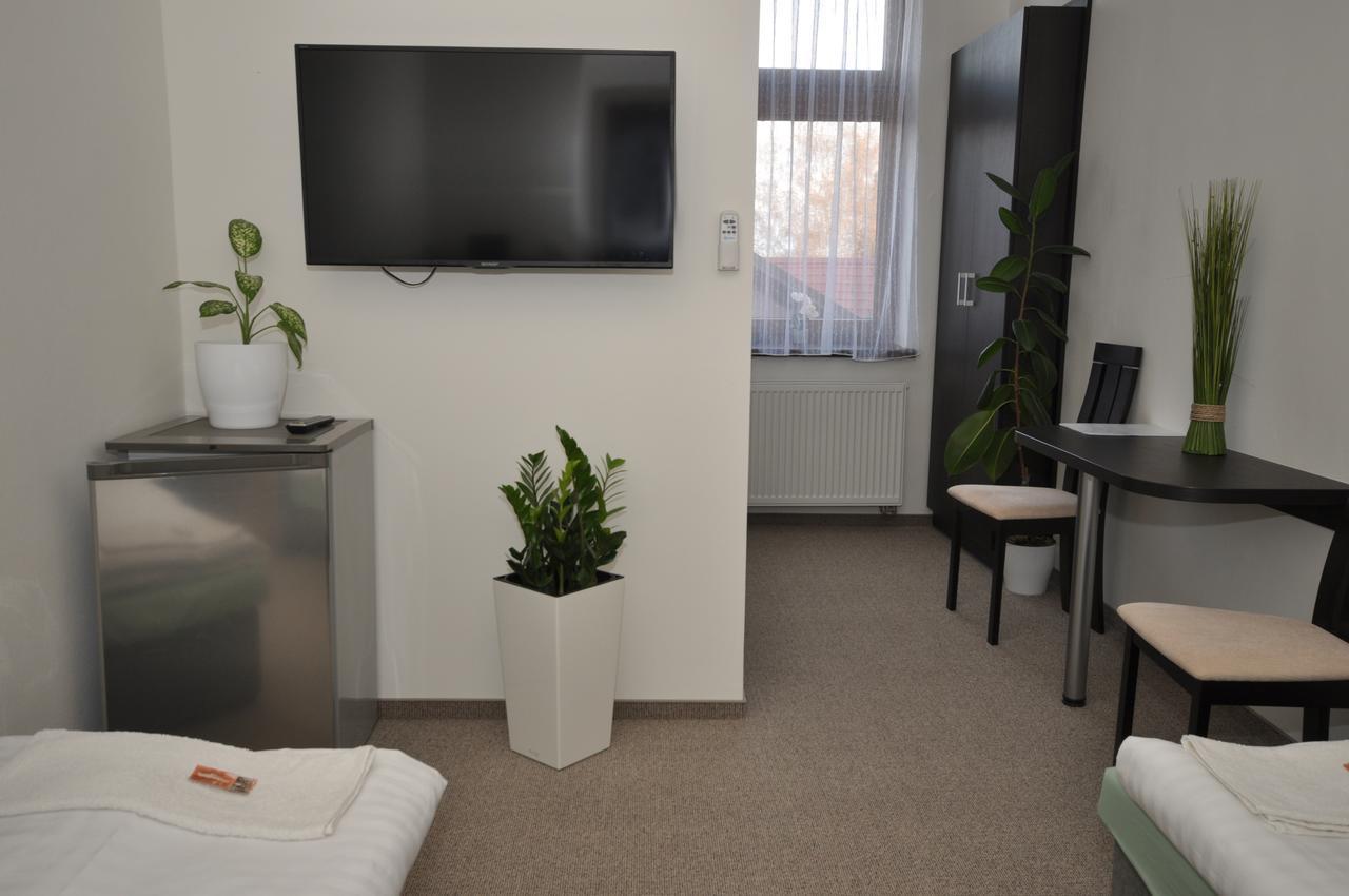 Hotel Jordánek Opočno Esterno foto
