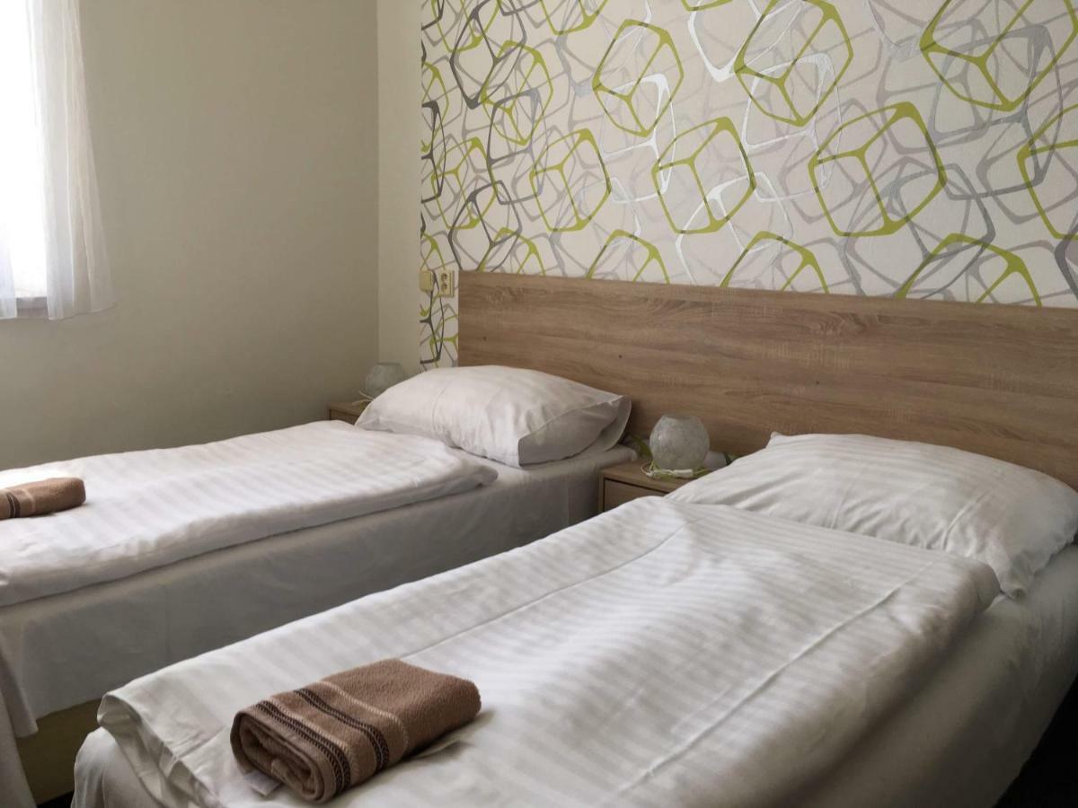 Hotel Jordánek Opočno Esterno foto